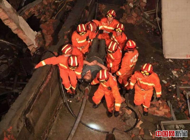 浙江温岭一鞋材厂房坍塌 已造成13人死亡