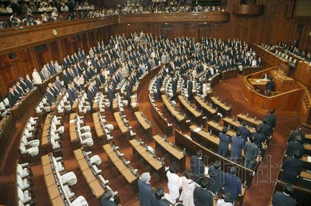 日本众院全体会议表决通过安保法案