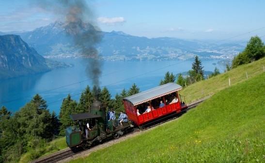 设亚洲游客专车 瑞士山区铁路被批歧视中国游客