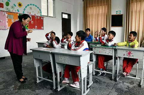 从2%到99%人人受教：西藏教育发展五十年