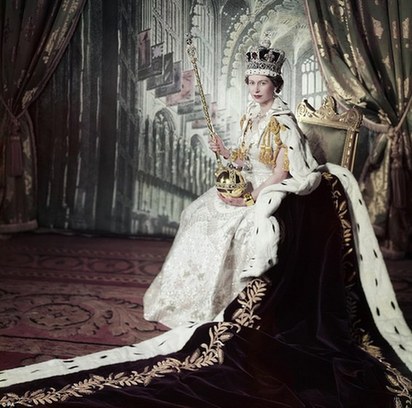 伊丽莎白二世VS维多利亚 看两位女王的超长君王人生