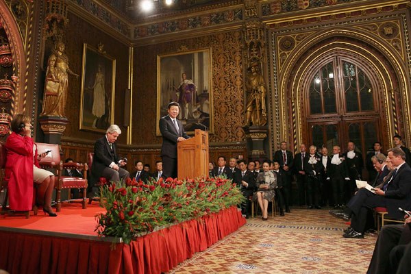 习近平在英国议会发表讲话中英两国关系创下多个“第一”