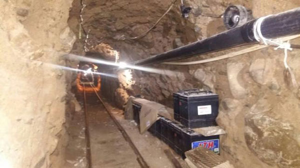 美墨边境又发现运毒隧道缴获12吨大麻 疑属大毒枭古斯曼