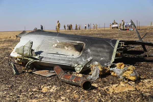 俄航空公司：可能是“外力”导致客机坠毁