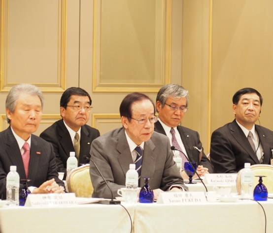 首轮中日企业家和前高官对话在东京召开