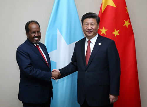习近平会见索马里总统马哈茂德