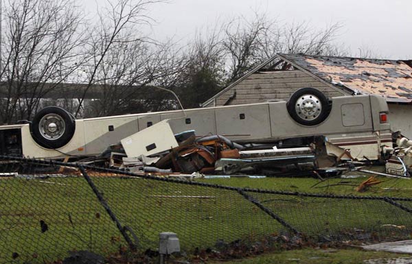龙卷风肆虐美国南部多州 29人遇难