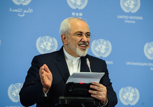 伊朗履行伊核问题协议承诺 欧美全面解除经济制裁