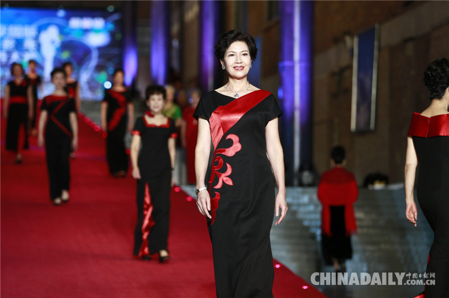 “2016年北京国际中老年人模特大赛”决赛在京登场