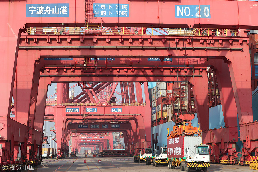 宁波舟山港成全球首个年货物吞吐量超10亿吨